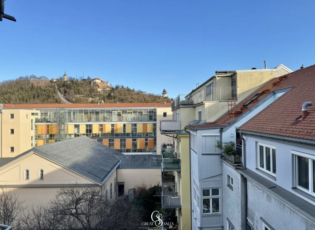 Stilvolle Wohnung mit Balkon und beeindruckendem Blick auf den Schlossberg - Widok 2