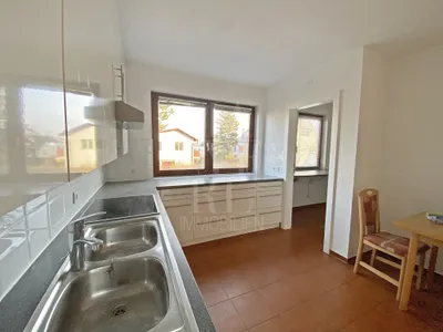 7-Zimmer-Haus mieten in Wien – 298,4 m², € 3.800 – Bild 9 von 30