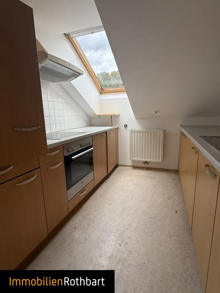 Großzügige Wohnung in ruhiger und grüner Lage. - Ansicht 2