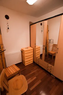 5-Zimmer-Immobilie mieten in Wien – 100 m², € 220 – Bild 3 von 6
