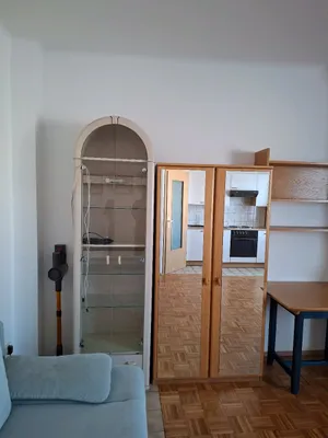 1-Zimmer-Wohnung mieten in Graz – 35 m², € 517 – Bild 2 von 14