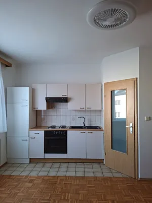 1-Zimmer-Wohnung mieten in Graz – 35 m², € 517 – Bild 3 von 14