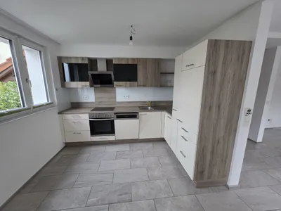 3-Zimmer-Wohnung mieten in Perg – 90 m², € 690