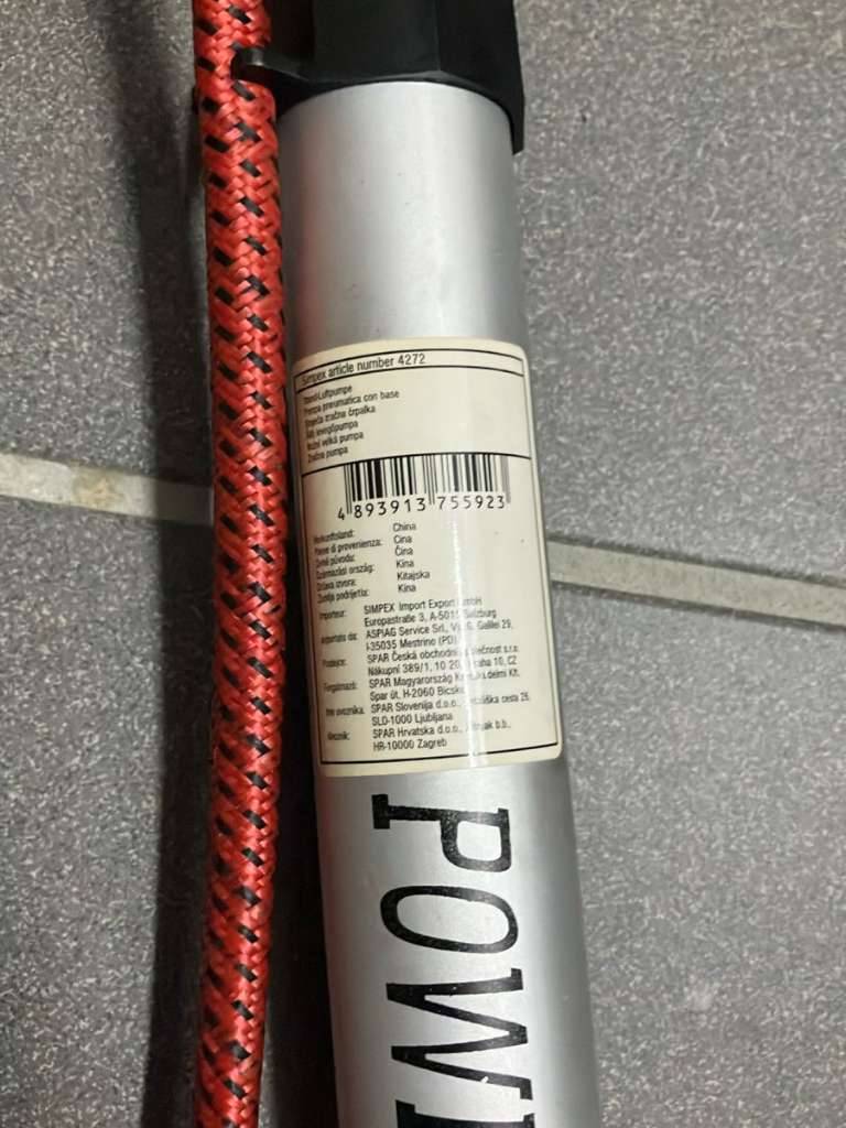 Fahrradpumpe Luftpumpe Schlauch defekt,  4,- (4663 Laakirchen) - willhaben