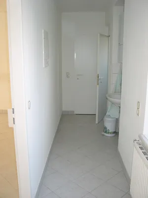 Gewerbeimmobilie mieten in Wels – 60 m², € 620 – Bild 8 von 10