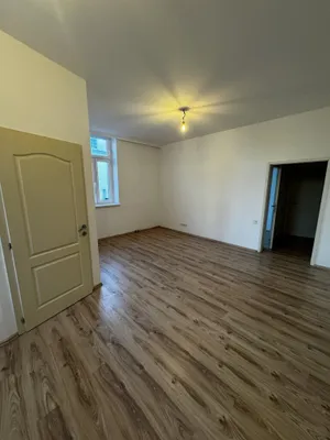 3-Zimmer-Gewerbeimmobilie mieten in Korneuburg – 74 m², € 890 – Bild 4 von 12