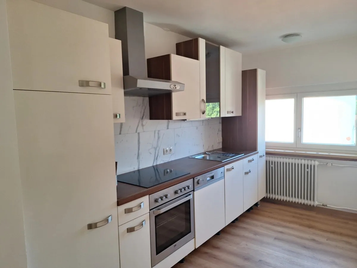 3-ZIMMER WOHNUNG MIT BALKON IM ORTSKERN VON ANGER - Ansicht 2
