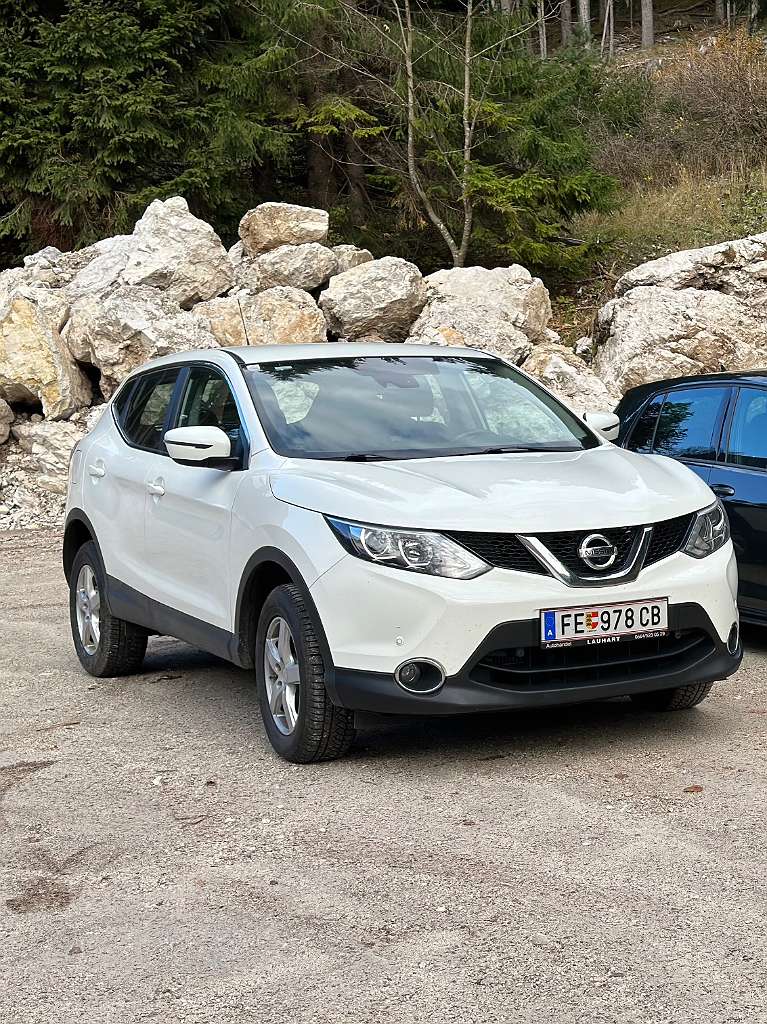 Nissan Qashqai 1,6 dCi Acenta ALL-MODE 4x4i SUV / Geländewagen