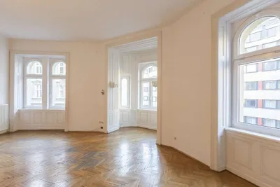 Müllnergasse - repräsentativer 8 Zimmer Altbau mit zwei Eingängen und Garage – Bild 2
