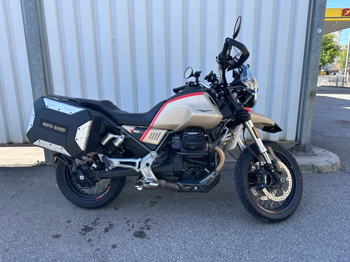 Moto Guzzi V85 TT