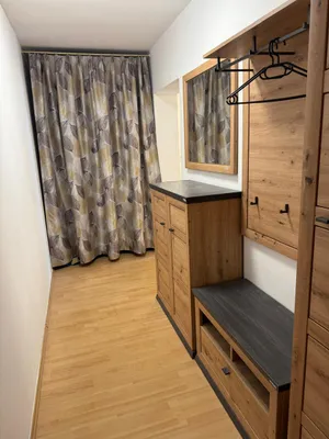 2-Zimmer-Wohnung mieten in Kitzbühel – 63 m², € 1.060 – Bild 2 von 11