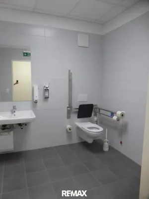 5-Zimmer-Gewerbeimmobilie mieten in Oberpullendorf – 223 m², € 2.289 – Bild 10 von 25