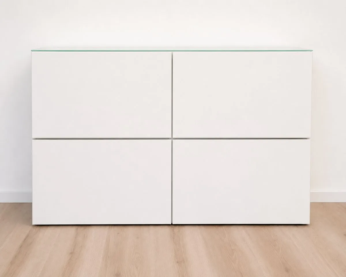 IKEA BESTA Sideboard mit Glasplatte, Hochglanz weiß, Top Zustand, 120 × 40 cm, € 79,- (3012 Wolfsgraben)