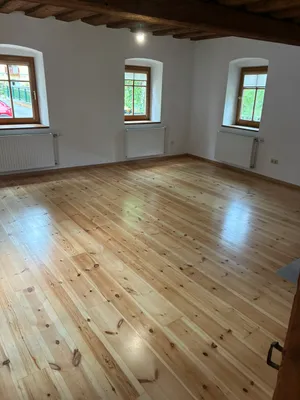 2-Zimmer-Wohnung mieten in Neunkirchen – 84 m², € 842 – Bild 4 von 14