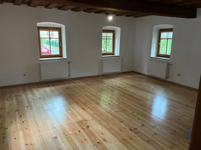 2-Zimmer-Wohnung mieten in Neunkirchen – 84 m², € 842 – Bild 5 von 14