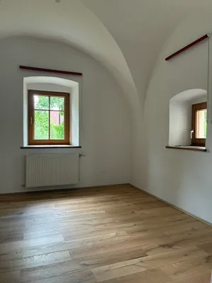 2-Zimmer-Wohnung mieten in Neunkirchen – 84 m², € 842 – Bild 10 von 14