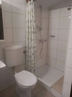 2-Zimmer-Wohnung mieten in Gmunden – 60 m², € 470 – Bild 2 von 12