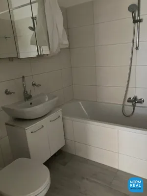 5-Zimmer-Wohnung mieten in Wien – 143,2 m², € 3.366 – Bild 6 von 15