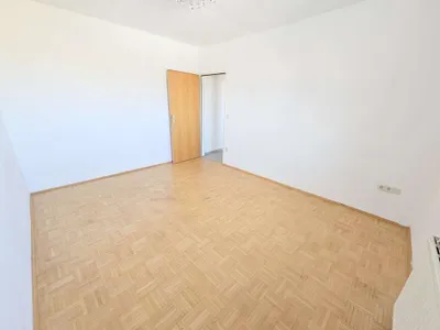 1-Zimmer-Wohnung kaufen in Graz – 35 m², € 100.000 – Bild 2 von 10