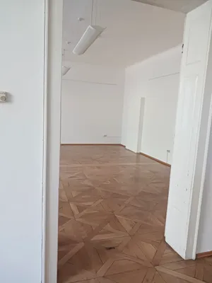 2-Zimmer-Wohnung mieten in Graz – 106 m², € 1.539 – Bild 5 von 17