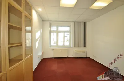 7-Zimmer-Gewerbeimmobilie mieten in Sankt Pölten – 230 m², € 1.950 – Bild 8 von 11