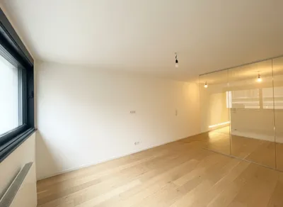 +++ WOHNEN IM BELIEBTEN 7. BEZIRK ++ Exklusive & Stilvolle sanierte 1-Zimmer Citywohnung mit Lift – Bild 3
