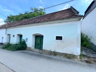 Immobilie kaufen in Hollabrunn – 92 m², € 10.000 – Bild 1 von 8