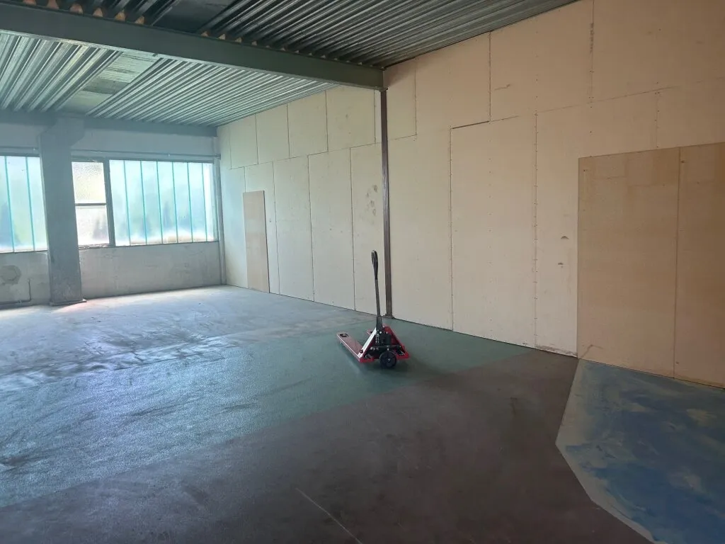 Provisionsfrei von Privat! 110 m² Halle im Gewerbepark Ost in Enzenreith zu vermieten! – pohled 2