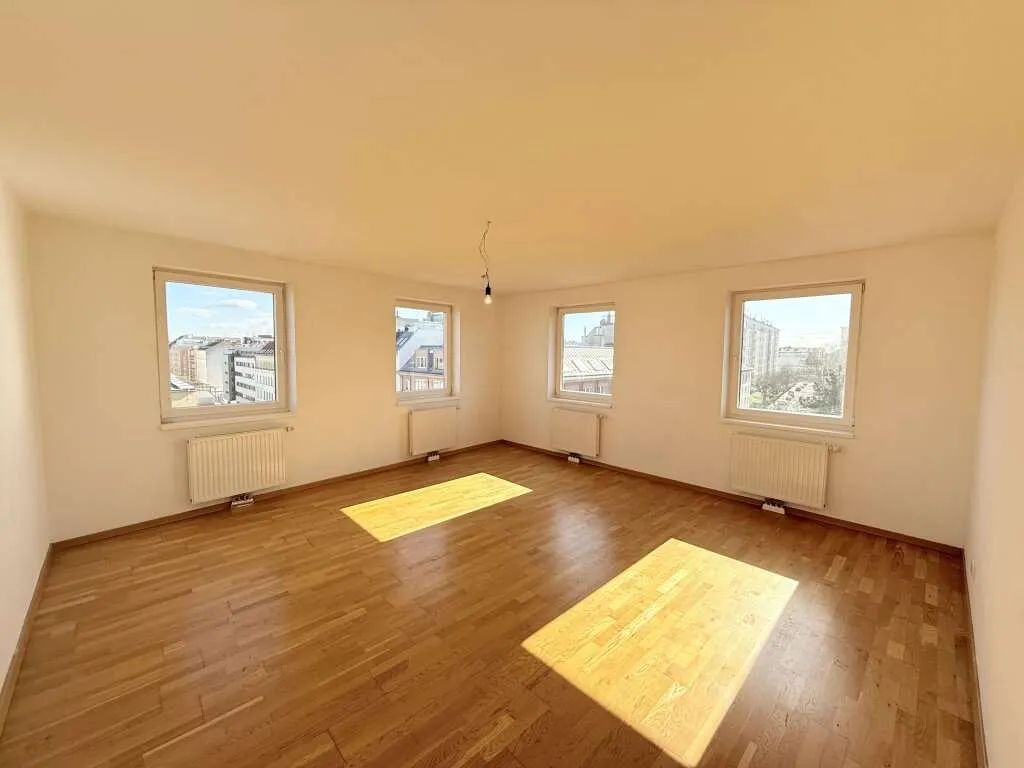 Charmante 3-Zimmer Wohnung mit zentraler Raumaufteilung und getrennter Küche - Widok 2