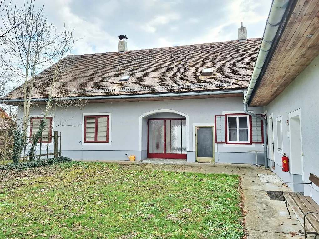 MEHRPARTEIENHAUS MIT 4 WOHNEINHEITEN NAHE DEM ZENTRUM VON FÜRSTENFELD - Ansicht 2