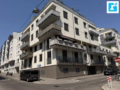 Traumhafte Stadtwohnung mit Balkon und Garage – Bild 2