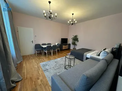 Ab September! Helle 2-Zimmer-Wohnung mit separater Küche in ruhiger Lage! jetzt vormerken!