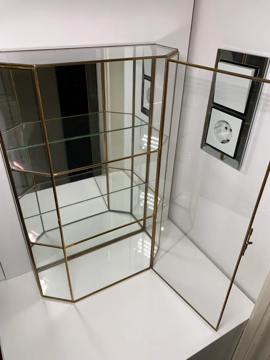 Antiker - Setzkasten / Glas & Messing, € 100,- (1070 Wien)