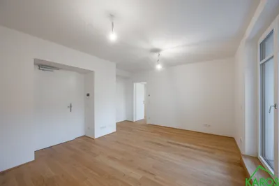 AUHOFSTRAßE - VILLA AUHOF Gartenwohnung - klassischer Stil trifft modernen Komfort – Bild 2