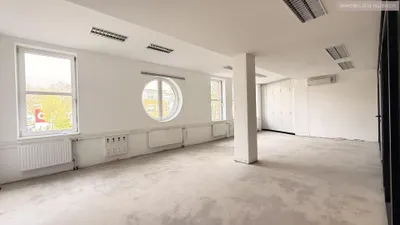 10-Zimmer-Gewerbeimmobilie mieten in Bruck an der Leitha – 353 m², € 4.402 – Bild 4 von 15