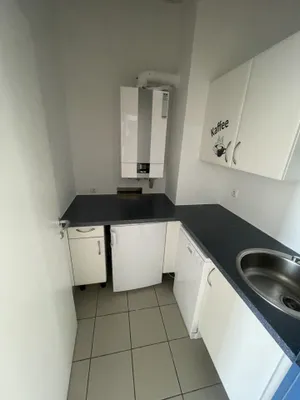 5-Zimmer-Gewerbeimmobilie mieten in Mödling – 152 m², € 1.945 – Bild 9 von 9