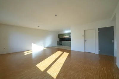 2-Zimmer-Wohnung mieten in Wels – 70 m², € 935 – Bild 2 von 10