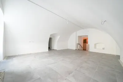 3-Zimmer-Gewerbeimmobilie mieten in Wels – 85 m², € 611 – Bild 5 von 11