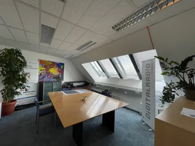 Gewerbeimmobilie mieten in Wien – 327 m², € 17 – Bild 5 von 9
