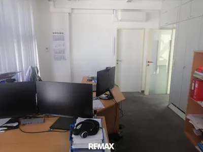 11-Zimmer-Gewerbeimmobilie mieten in Wien – 235 m², € 2.953 – Bild 6 von 10