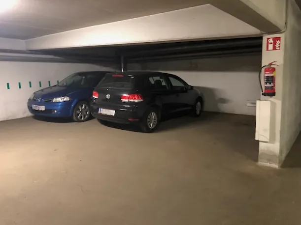 Provisionsfrei: Tiefgaragen Stellplatz unbefristet zu vermieten 1070 Wien, Seidengasse 32 - Ansicht 2