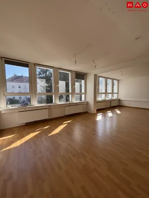 2-Zimmer-Gewerbeimmobilie mieten in Linz – 61 m², € 908 – Bild 2 von 8