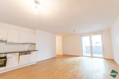 Ruhelage: wunderschöne 3-Zimmer-Wohnung mit Loggia – Bild 2