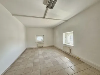 5-Zimmer-Gewerbeimmobilie mieten in Klagenfurt – 160,53 m², € 1.708 – Bild 4 von 9
