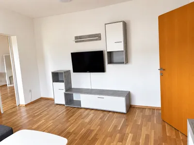 2-Zimmer-Wohnung mieten in Neunkirchen – 56 m², € 711 – Bild 4 von 9
