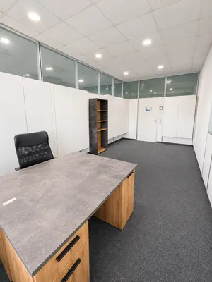 1-Zimmer-Gewerbeimmobilie mieten in Wien – 25 m², € 549 – Bild 2 von 2