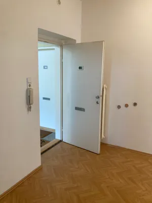 2-Zimmer-Wohnung mieten in Linz – 75 m², € 748 – Bild 11 von 11