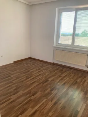2-Zimmer-Wohnung mieten in Linz – 75 m², € 748 – Bild 6 von 11