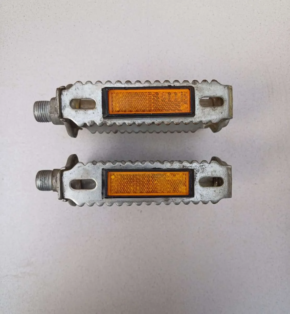wah effect pedal VOX Real McCoy Wah Pedal  Bananas At Large Inc. Musical Instruments & Pro  Audio