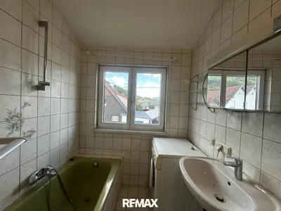 5-Zimmer-Haus kaufen in Gmunden – 130 m², € 370.000 – Bild 8 von 9